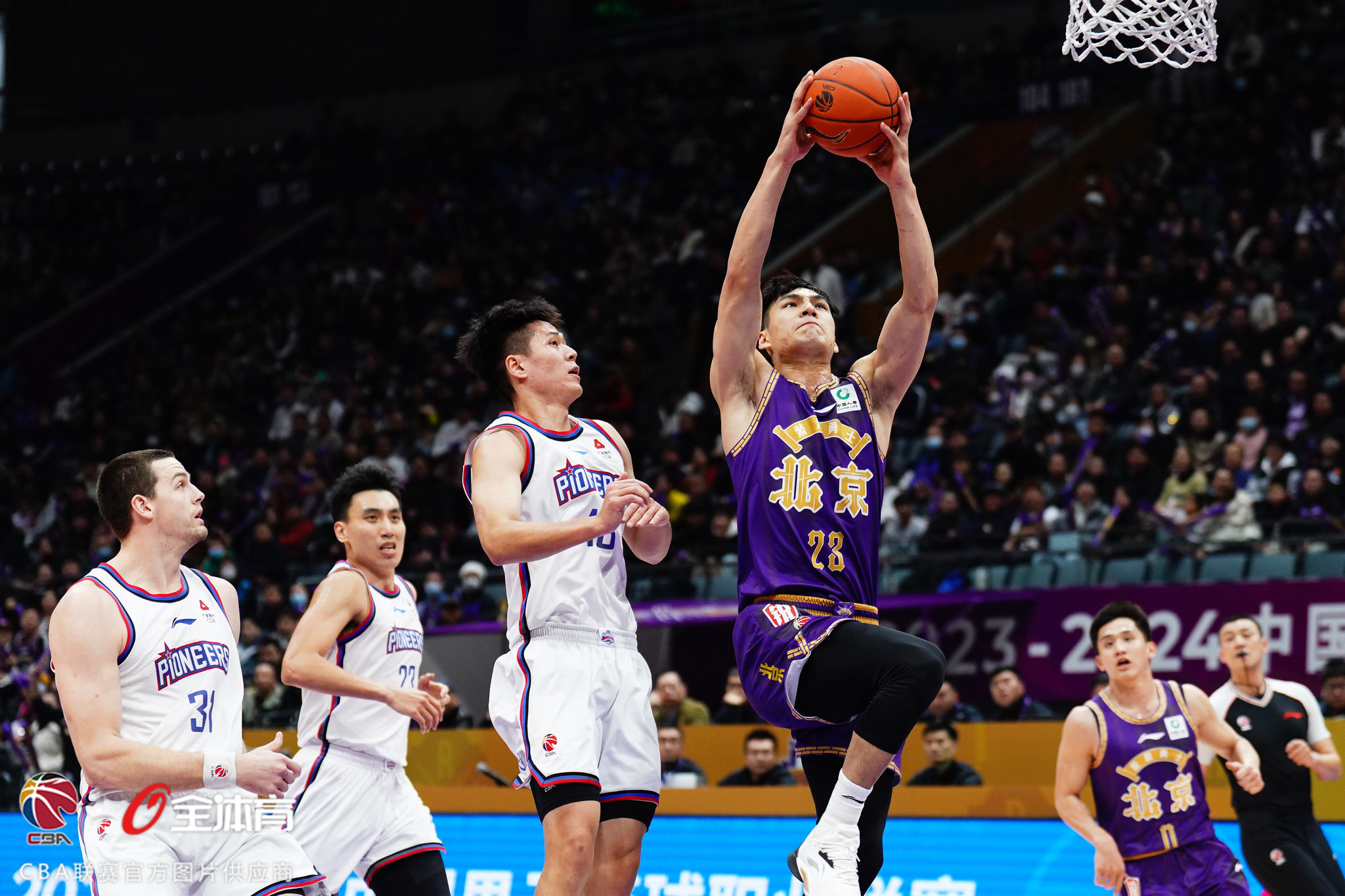 北京控股121-112力克天津先行者迎5连胜 陈国豪32分14篮板创造生涯新高