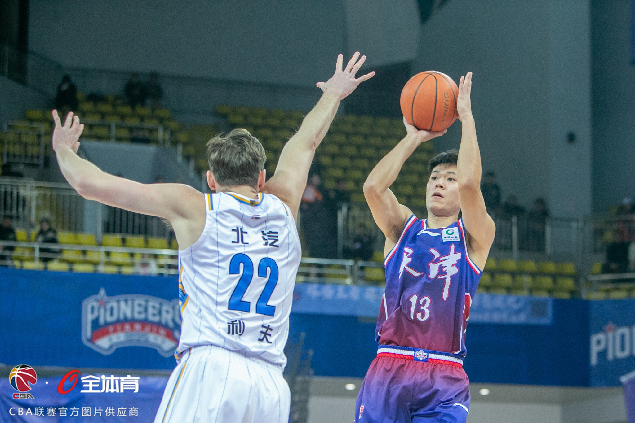 天津先行者加时130-124逆转战胜北京北汽 天津先行者6人得分上双 詹姆斯34分12篮板